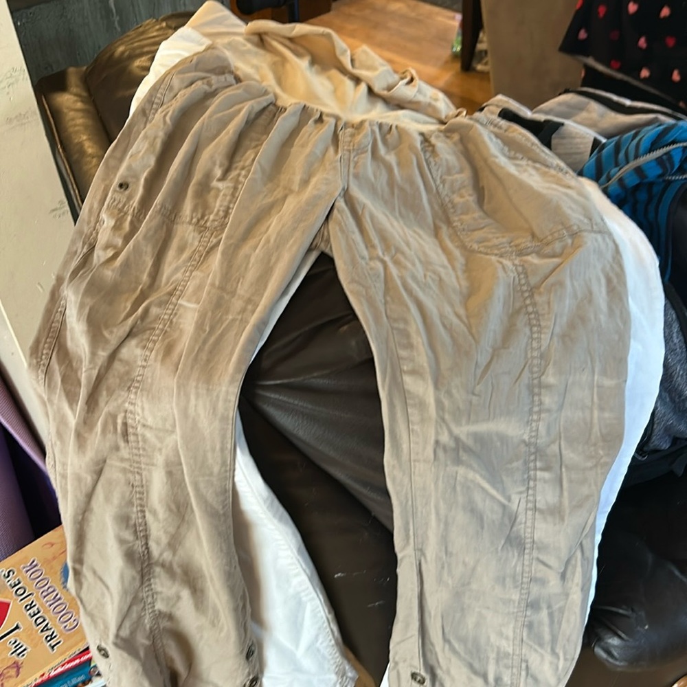 Set of maternity pants